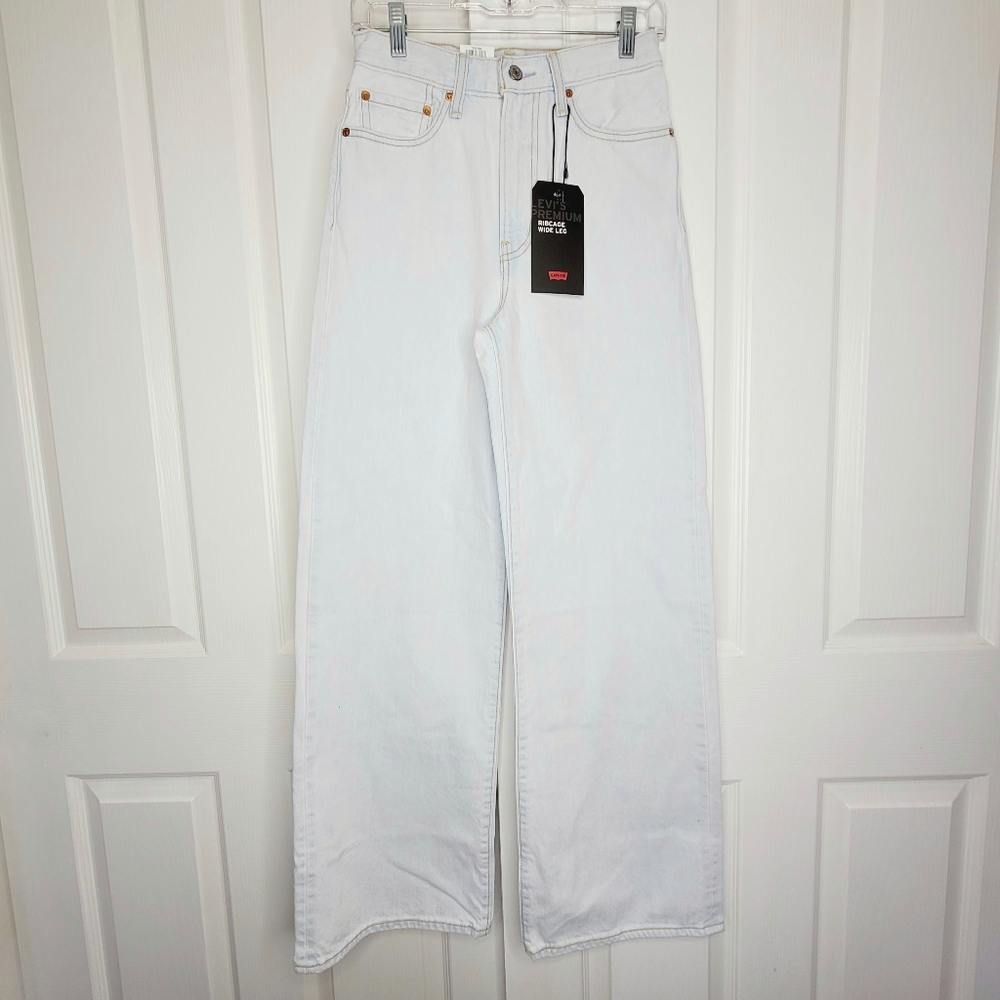 Levis Ribcage High Rise Wide Leg Light Wash Jeans Nwt